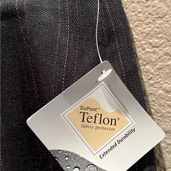 Pants - Picture 4 of 7